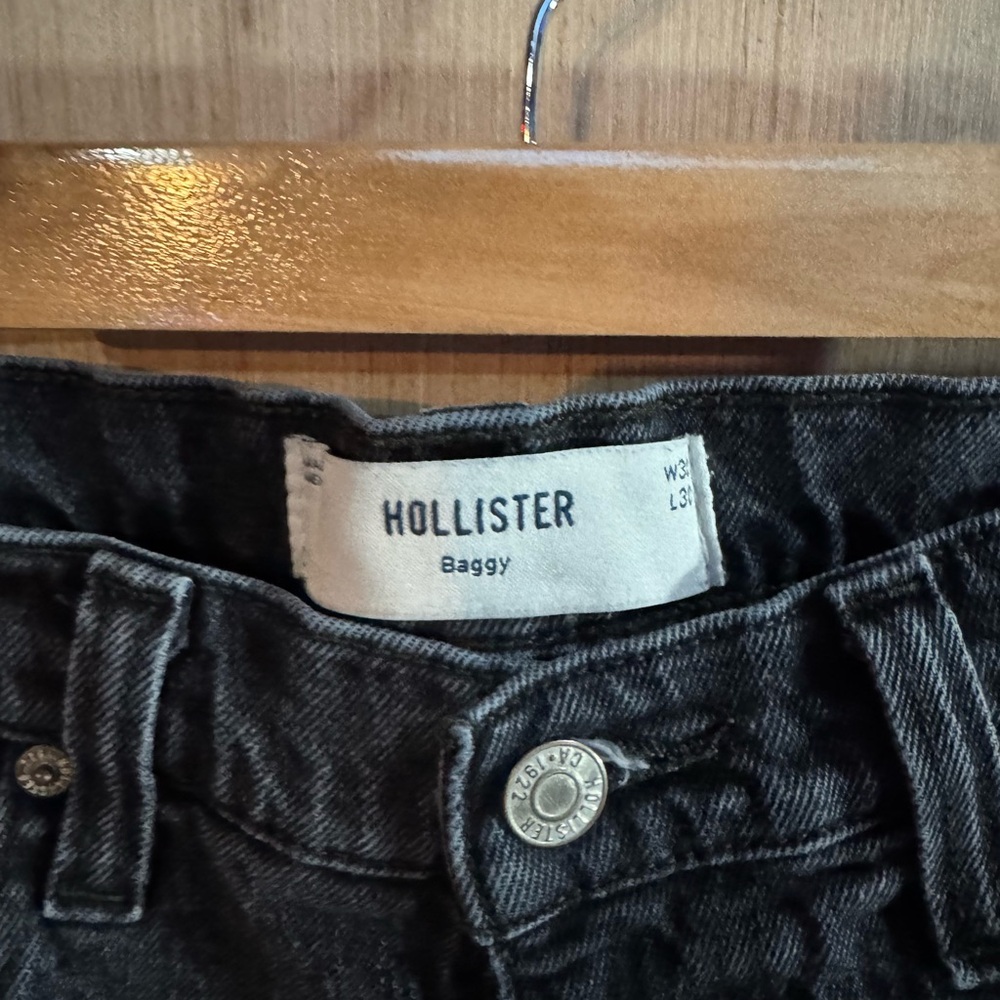Hollister Baggy High Waisted Black Washed Denim Jeans Size 30 - Picture 2 of 4
